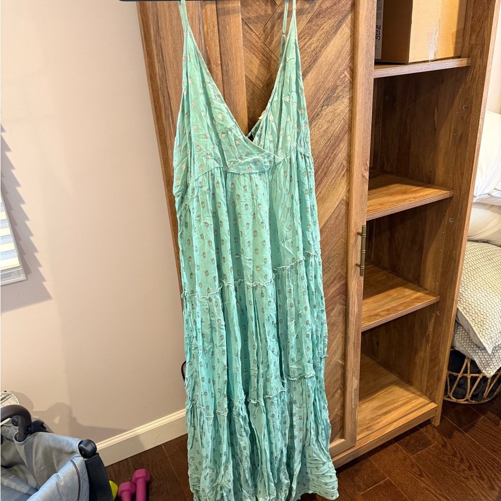 Sleeveless Tiered Maxi Dress in Mint Green